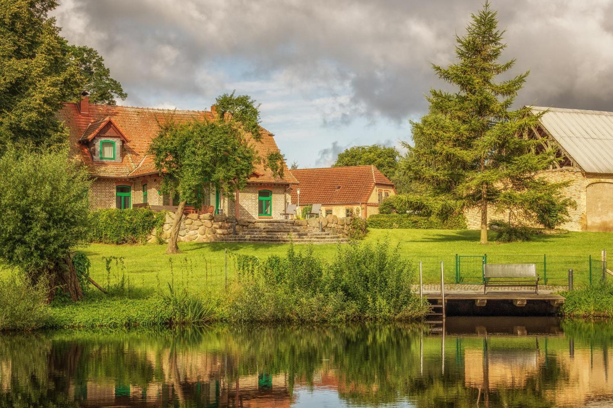 Julchendorf J1 Idyllisches Ferienhaus Mit Seeblick מראה חיצוני תמונה